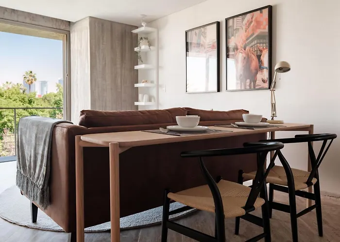 Par 106 Apartment