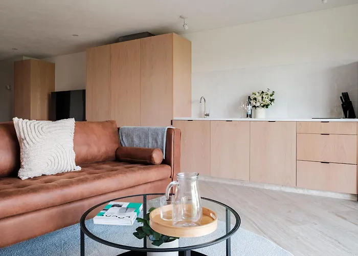 Par 106 Apartment