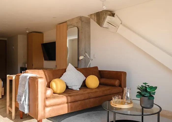Par 106 Apartment