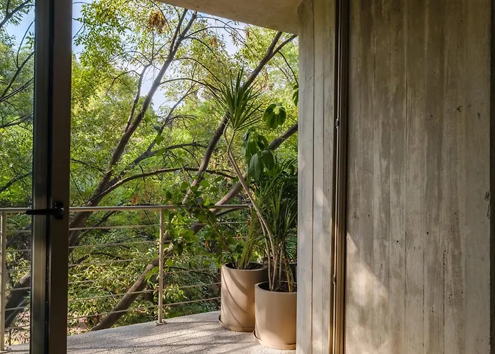 Par 106 Apartment *