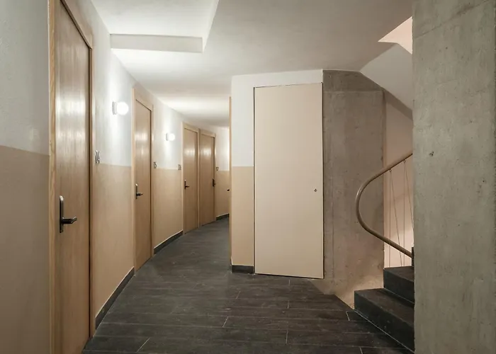 Par 106 Apartment *
