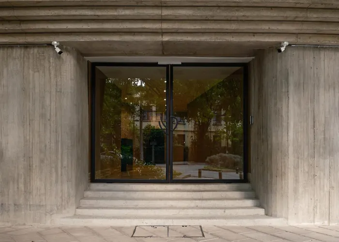 Par 106 Apartment
